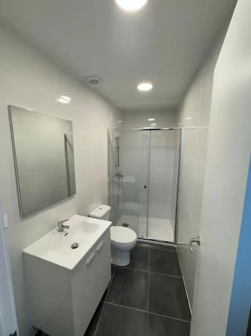 Apartamento Renovado Con Patio Barcelona Apartment
