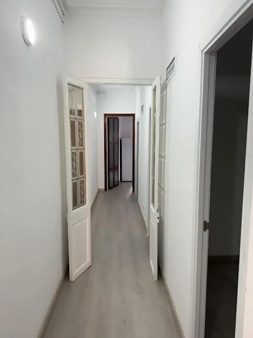 Apartamento Renovado Con Patio Barcelona